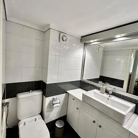 Dm - Quality In Perea, Thessaloniki, Greece Περαία