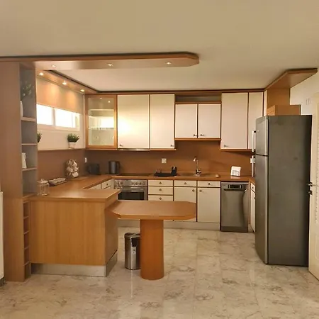 Dm - Quality In Perea, Thessaloniki, Greece Περαία