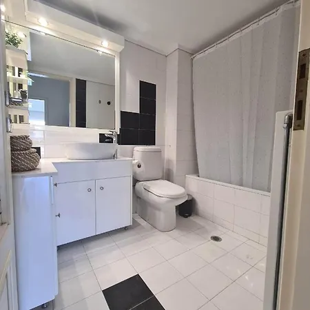 Dm - Quality In Perea, Thessaloniki, Greece *